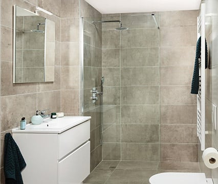 Groenteboer Belastingen boiler Goedkope badkamer vanaf €2495 incl. tegels - Blog - Sanidirect